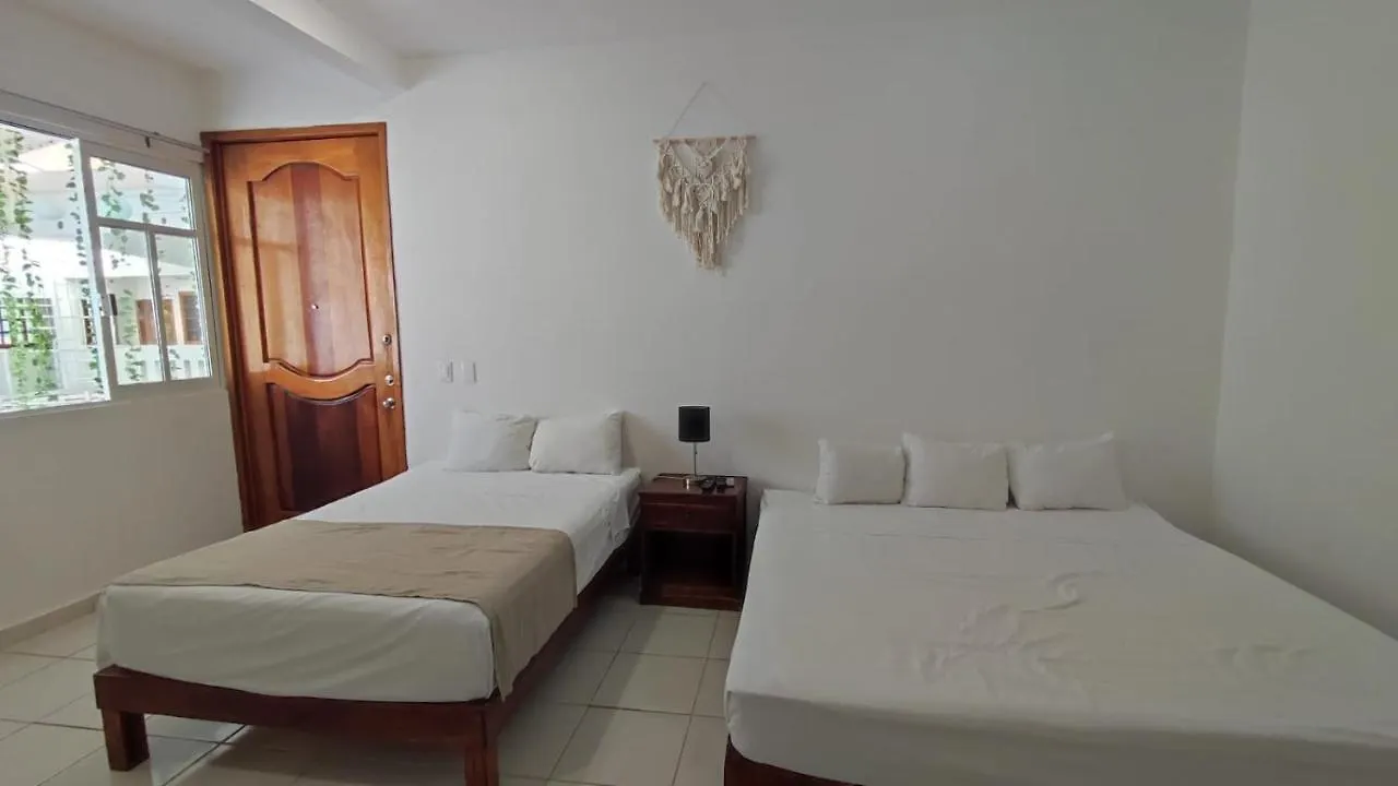 ***  Hotel Casa Barka Playa del Carmen México
